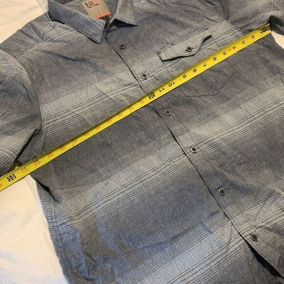 5.11 TACTICAL, short sleeve, snap/button down, men’s large, excellent condition - Picture 8 of 11